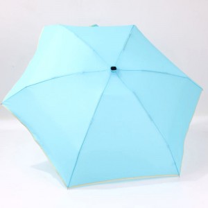 mini parapluie bleu pour sac